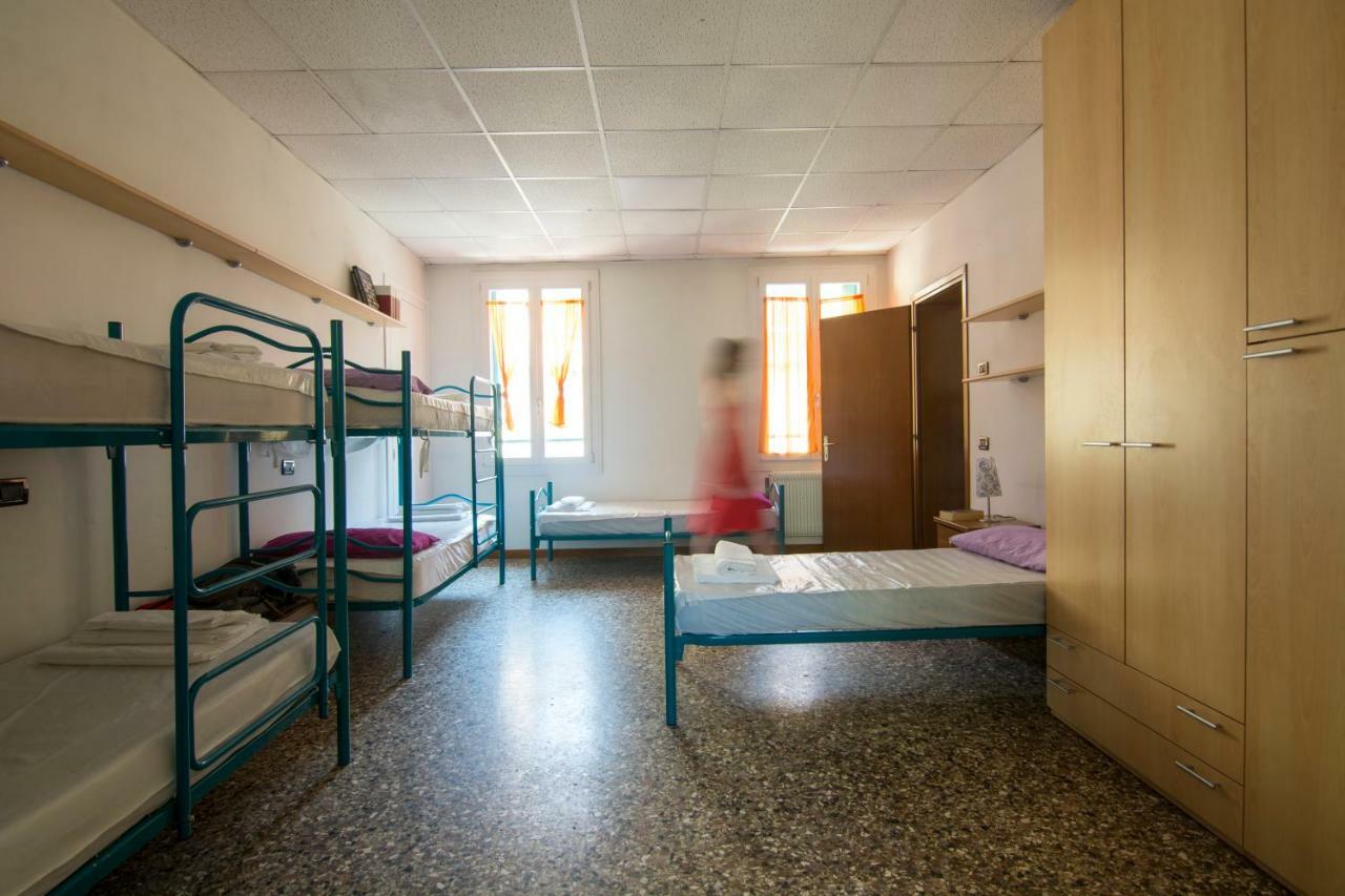 Ostello Μπασάνο Ντελ Γκράπα Εξωτερικό φωτογραφία